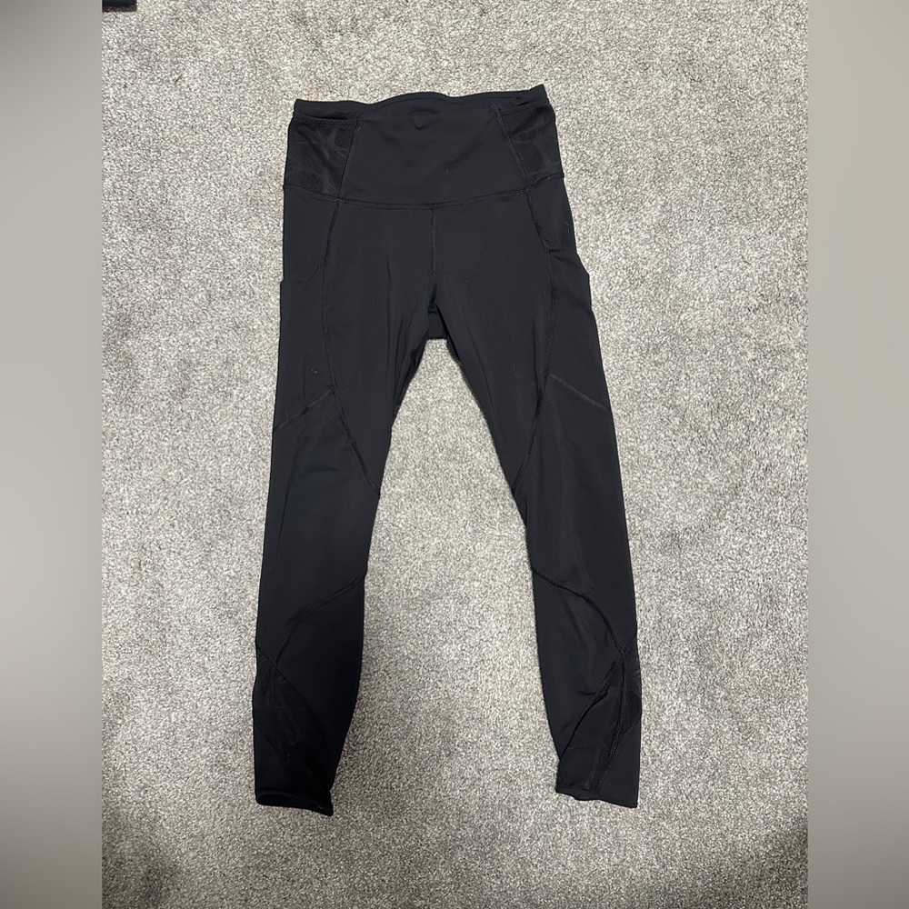 Lulu lemon 7/8 leggings with webbed detailing